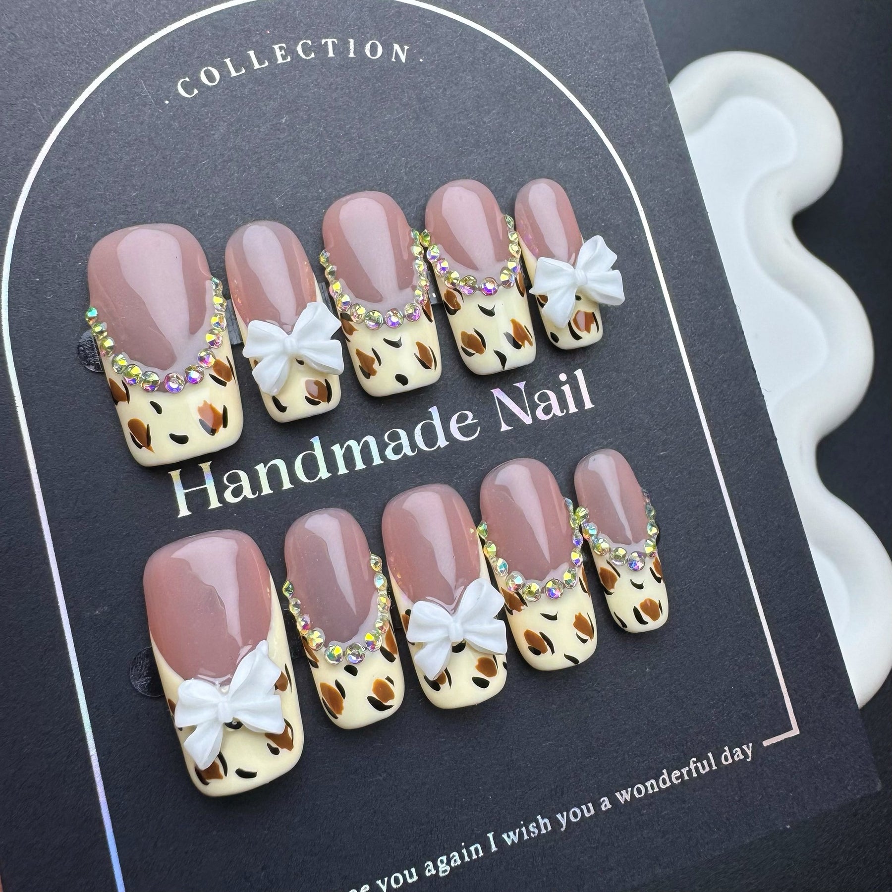 High-quality  Exclusive Wearable Press-On Nail Tips Mixed Nail Types Purely Handmade Semi-handmade European and American Style